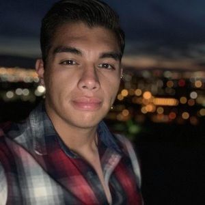 Meet your Posher, Luis